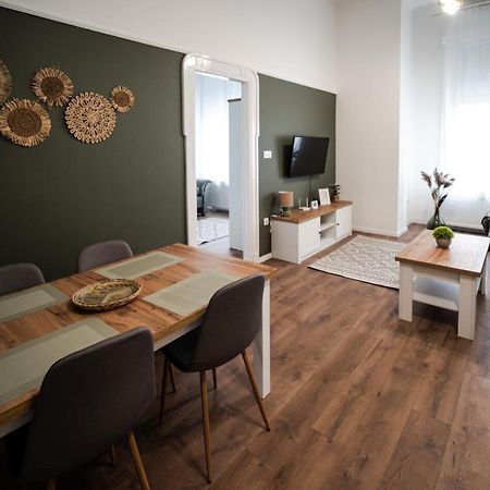 Volenter Lux Apartment Uno Боя Екстер'єр фото