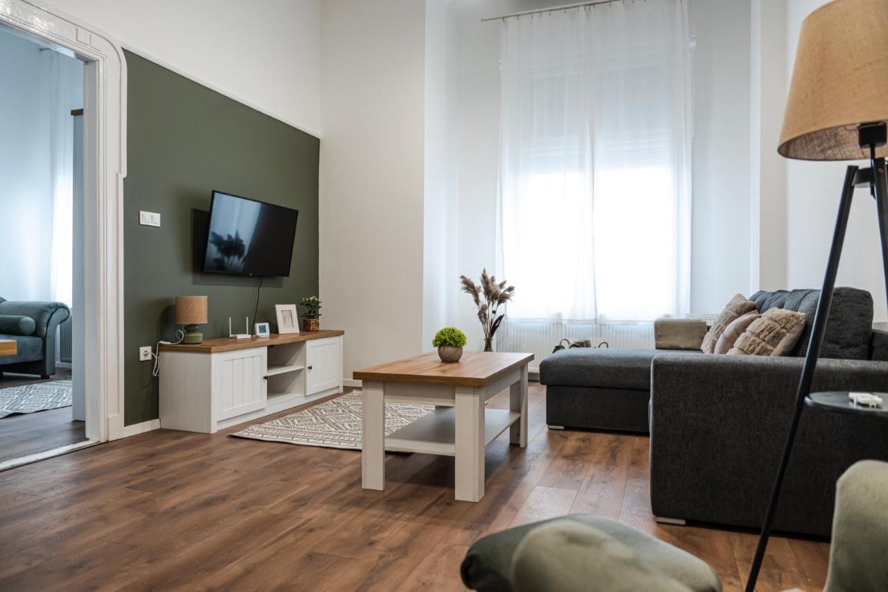 Volenter Lux Apartment Uno Боя Екстер'єр фото