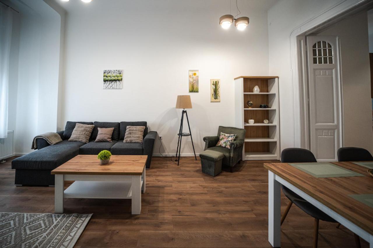 Volenter Lux Apartment Uno Боя Екстер'єр фото